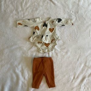 Newborn Long Sleeve Dress Onesie & Pants * Never Been Worn